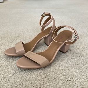 Tesori Beige Heels